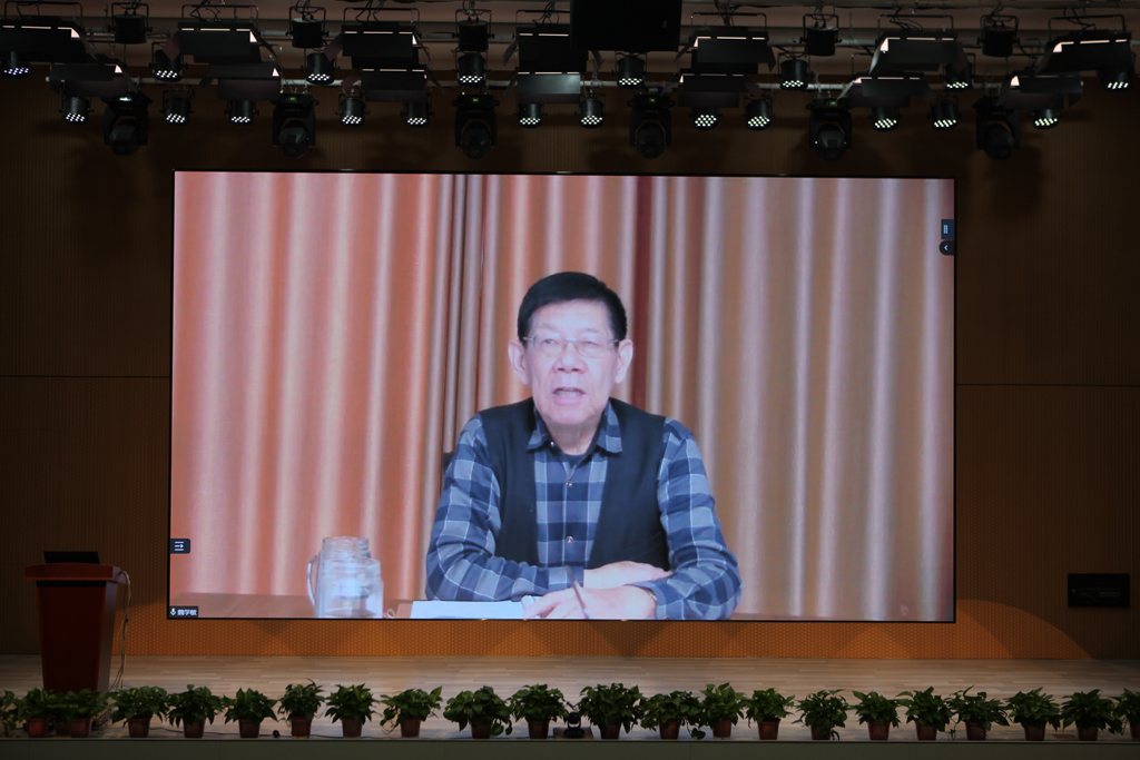 优游国际微电召开中干高管述职会议